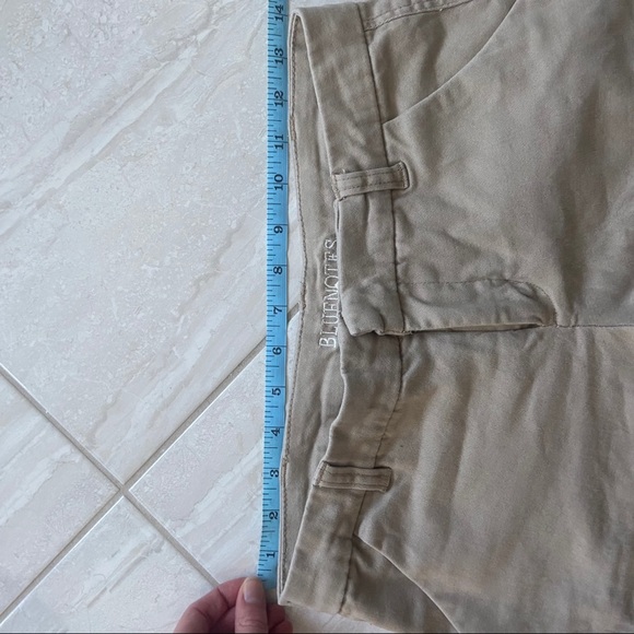 Tan shorts - Picture 6 of 10